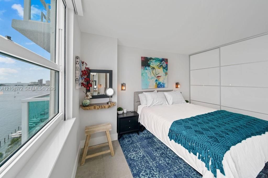 For Rent: $10,000 (3 beds, 2 baths, 1234 Square Feet)