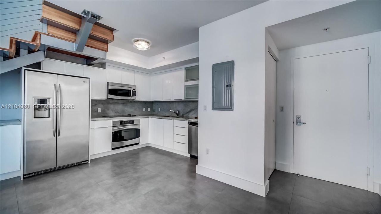 En Venta: $749,000 (2 camas, 2 baños, 1172 Pies cuadrados)