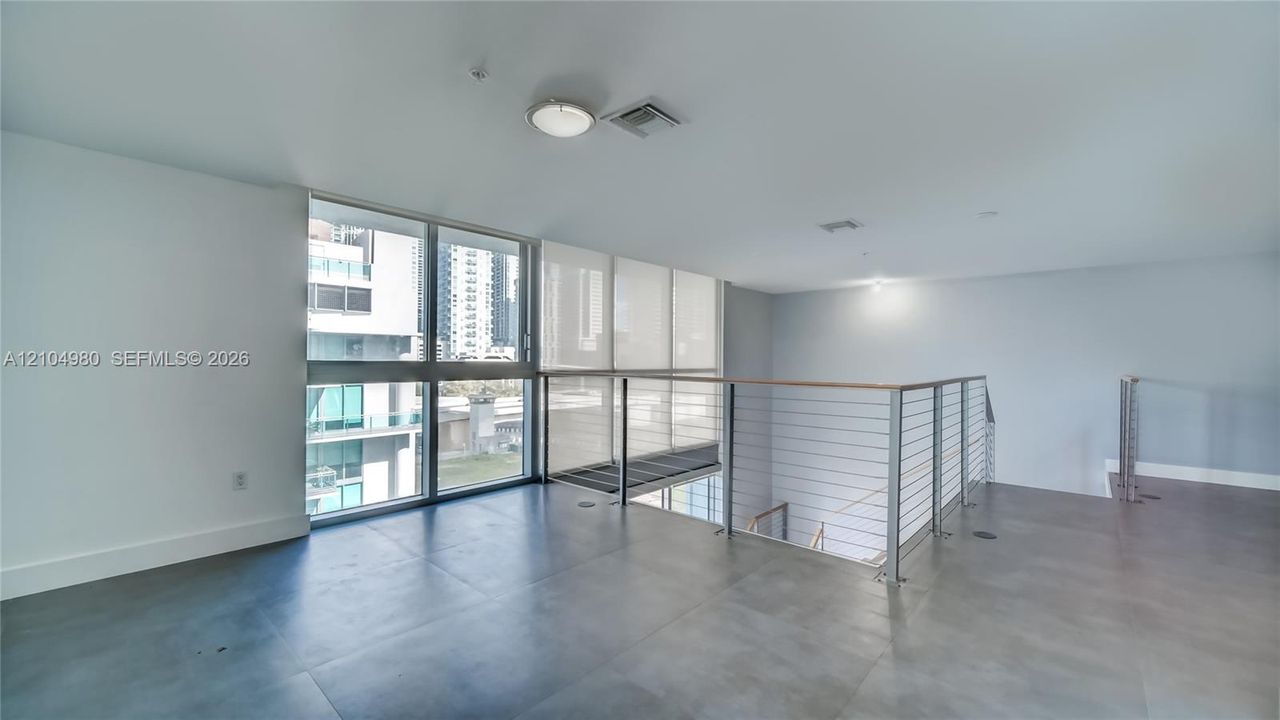En Venta: $749,000 (2 camas, 2 baños, 1172 Pies cuadrados)