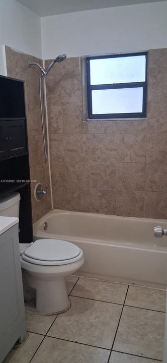 En Renta: $1,600 (2 camas, 2 baños, 3850 Pies cuadrados)