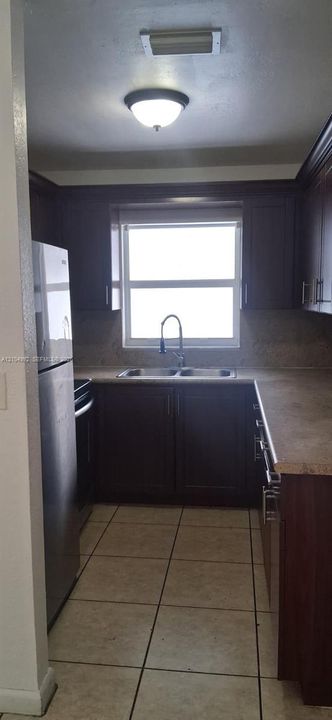 En Renta: $1,600 (2 camas, 2 baños, 3850 Pies cuadrados)