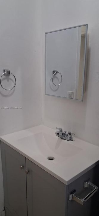 En Renta: $1,600 (2 camas, 2 baños, 3850 Pies cuadrados)