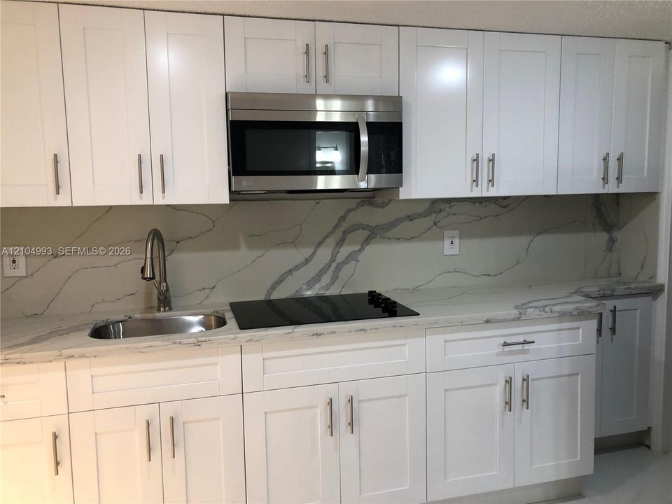 Activo con contrato: $2,300 (1 camas, 1 baños, 580 Pies cuadrados)