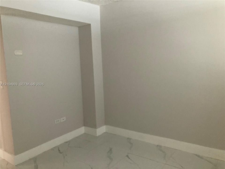 Activo con contrato: $2,300 (1 camas, 1 baños, 580 Pies cuadrados)