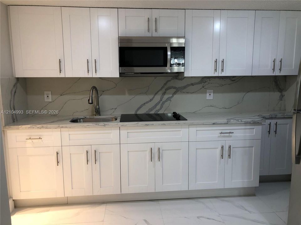 Activo con contrato: $2,300 (1 camas, 1 baños, 580 Pies cuadrados)