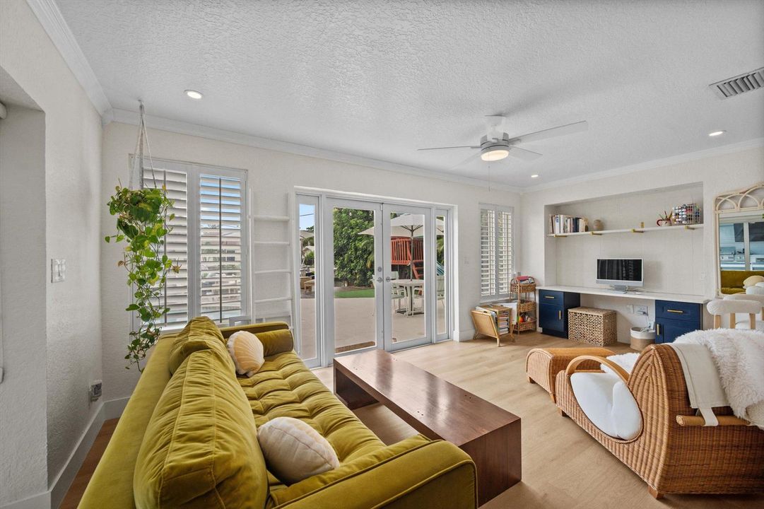 160 SE 9th Street, Pompano