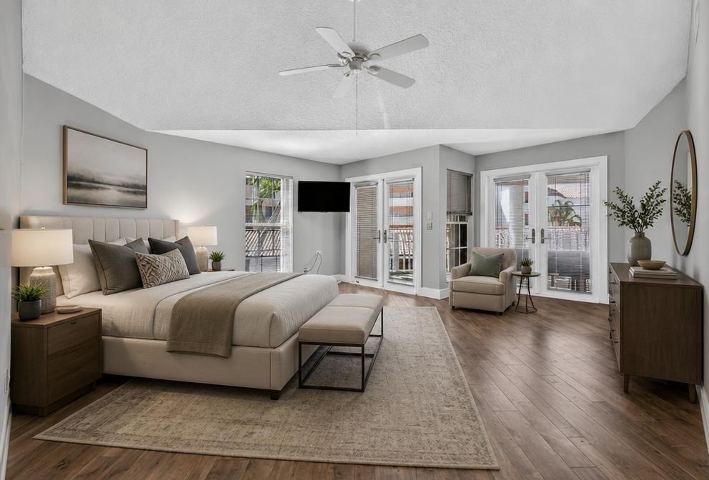 Modern staged living room (2)
