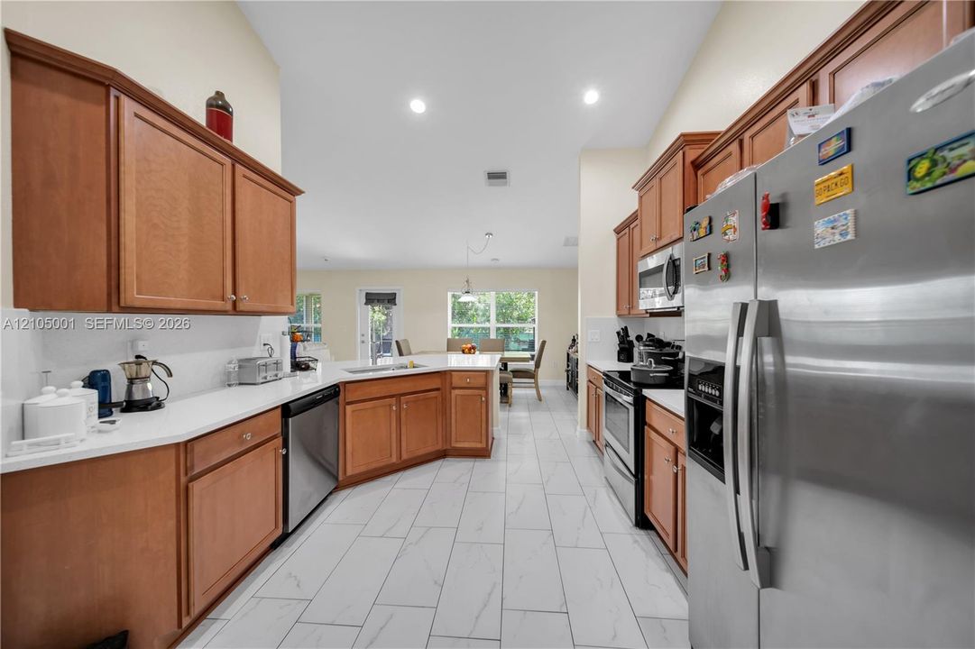 En Venta: $309,900 (4 camas, 2 baños, 1757 Pies cuadrados)