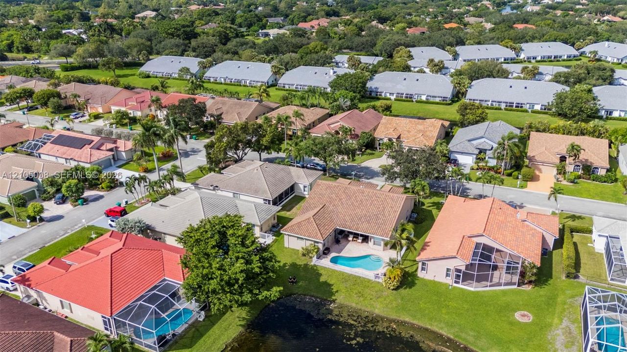 En Venta: $759,000 (4 camas, 2 baños, 2273 Pies cuadrados)