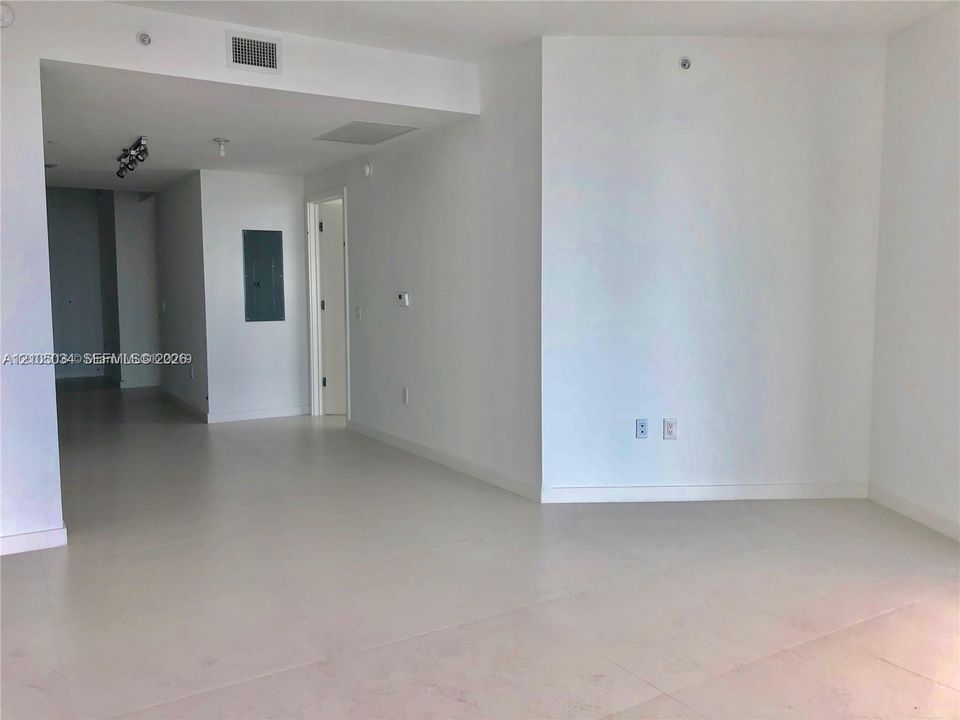 En Venta: $849,000 (3 camas, 2 baños, 1110 Pies cuadrados)