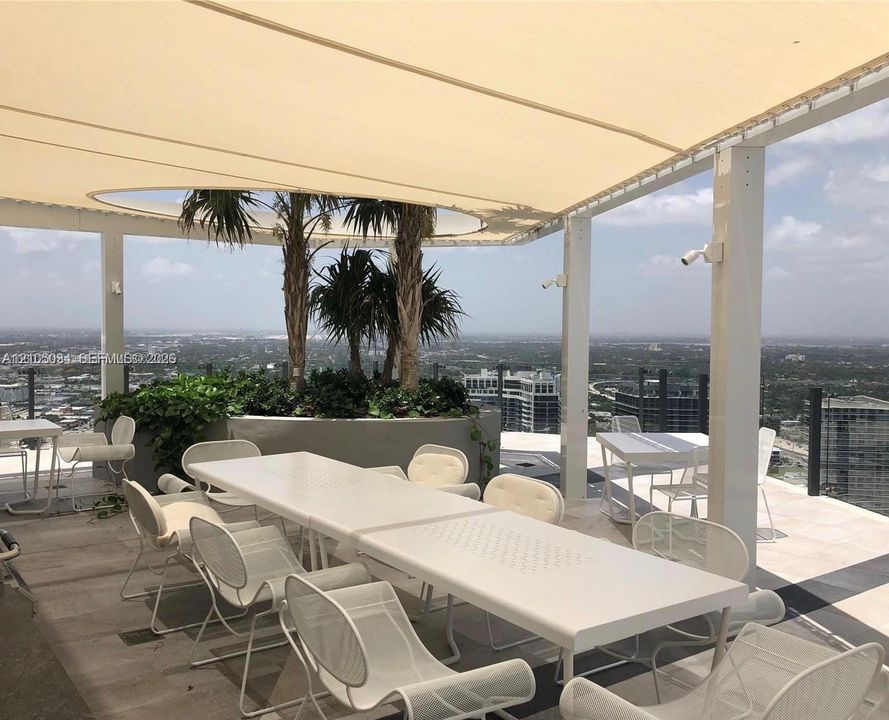 En Venta: $849,000 (3 camas, 2 baños, 1110 Pies cuadrados)