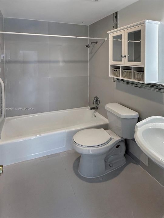 En Renta: $1,900 (2 camas, 1 baños, 4272 Pies cuadrados)