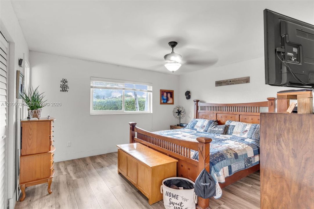 For Sale: $765,000 (3 beds, 2 baths, 1612 Square Feet)