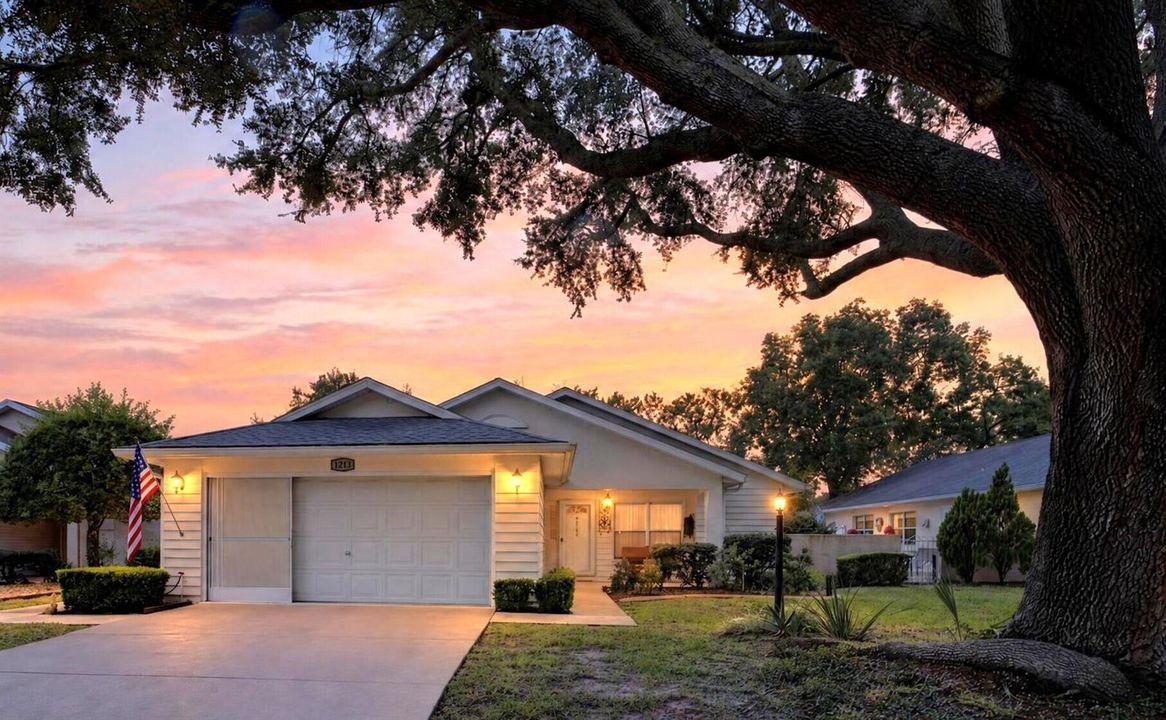 Lot overlooking 18-hole Golf Course