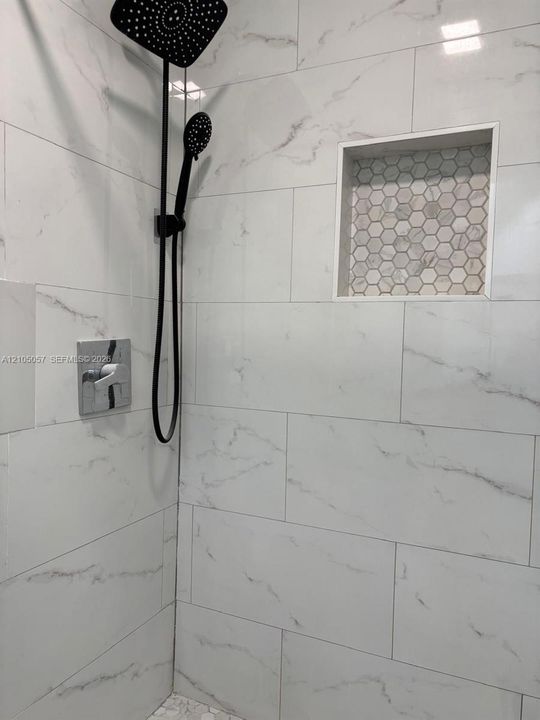 В аренду: $1,900 (1 спален, 1 ванн, 1730 Квадратных фут)