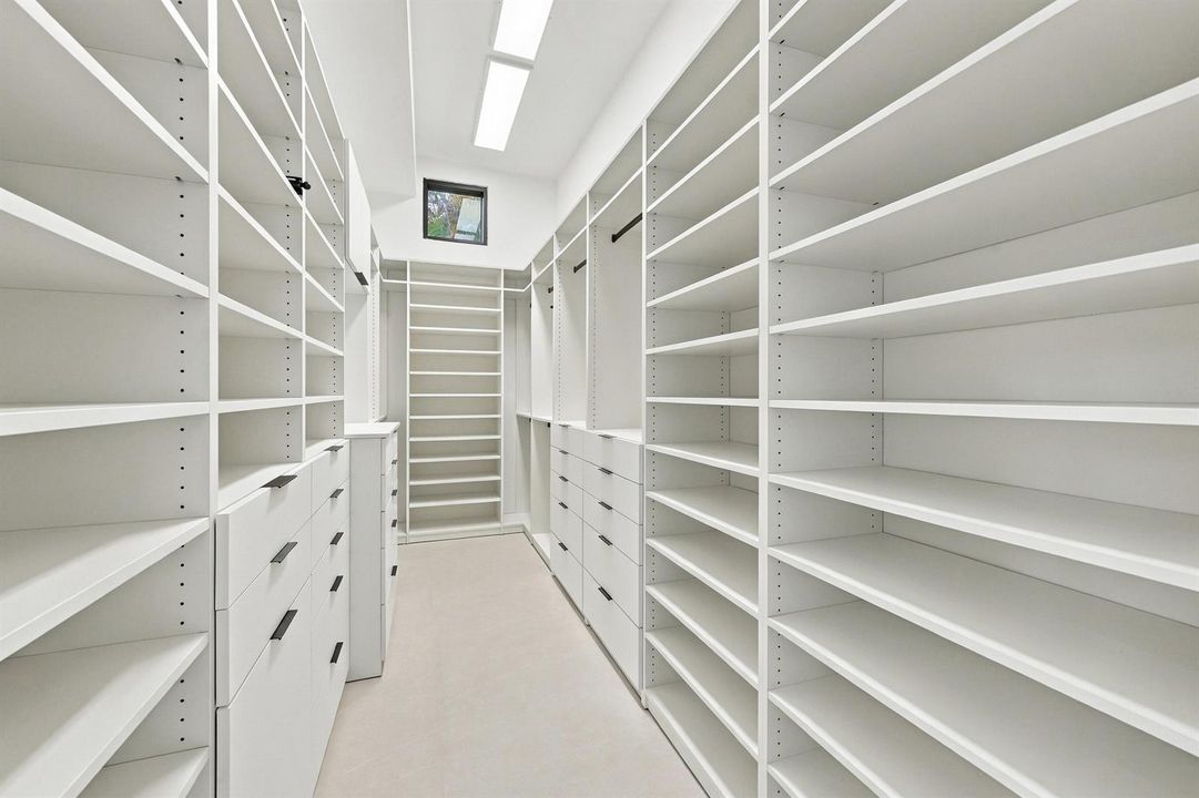 Walk In Closet