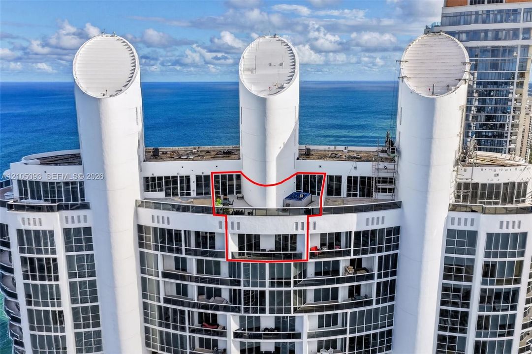 En Venta: $2,925,000 (2 camas, 2 baños, 2208 Pies cuadrados)