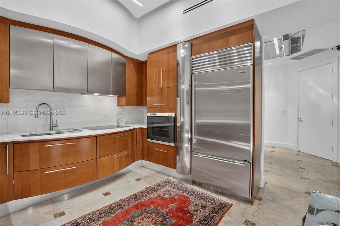 En Venta: $2,925,000 (2 camas, 2 baños, 2208 Pies cuadrados)