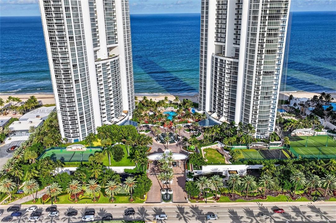 En Venta: $2,925,000 (2 camas, 2 baños, 2208 Pies cuadrados)