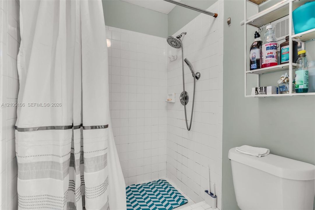 En Venta: $623,730 (3 camas, 2 baños, 1454 Pies cuadrados)