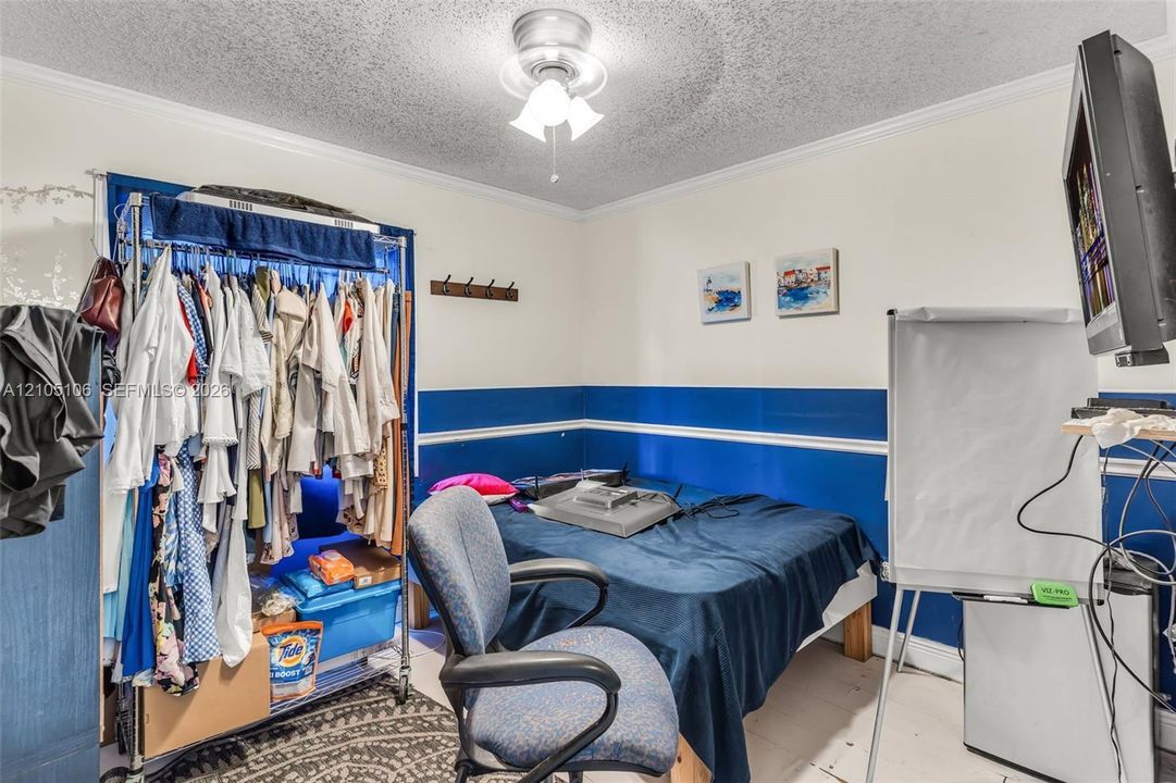 En Venta: $623,730 (3 camas, 2 baños, 1454 Pies cuadrados)