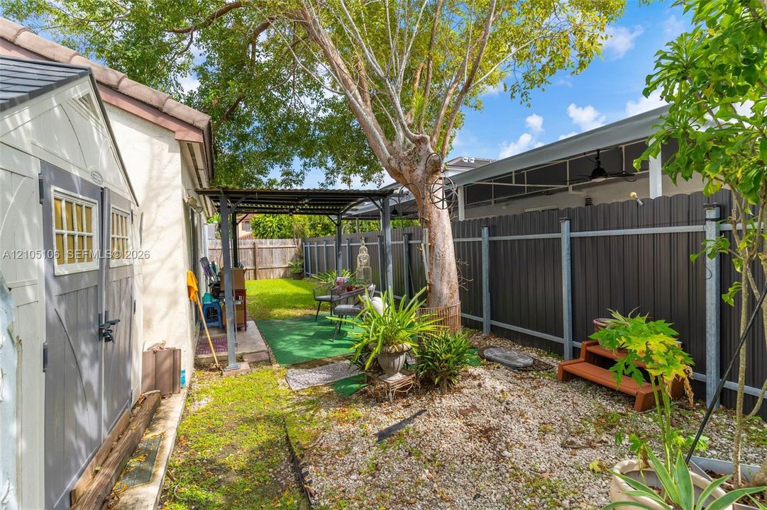 En Venta: $623,730 (3 camas, 2 baños, 1454 Pies cuadrados)