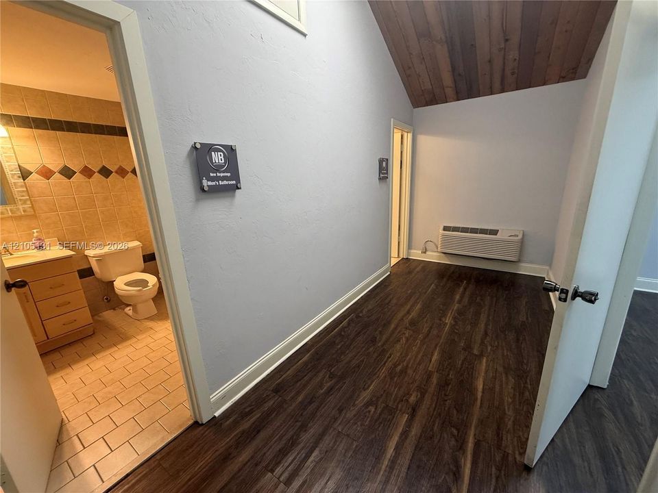 For Rent: $1,250 (0 beds, 0 baths, 0 Square Feet)