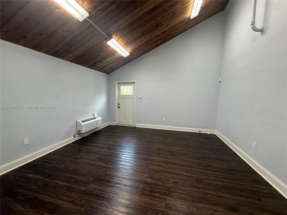 For Rent: $1,250 (0 beds, 0 baths, 0 Square Feet)