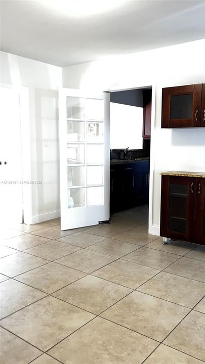 En Renta: $4,000 (4 camas, 2 baños, 2161 Pies cuadrados)