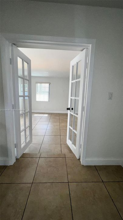 En Renta: $4,000 (4 camas, 2 baños, 2161 Pies cuadrados)