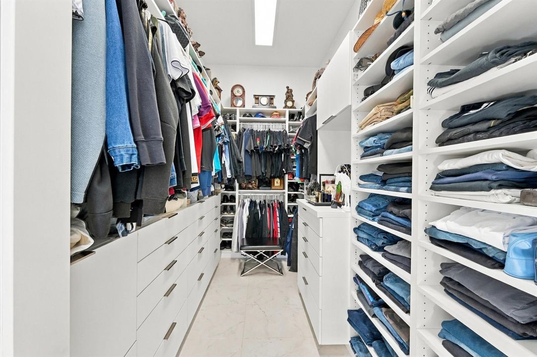 Walk In Closet