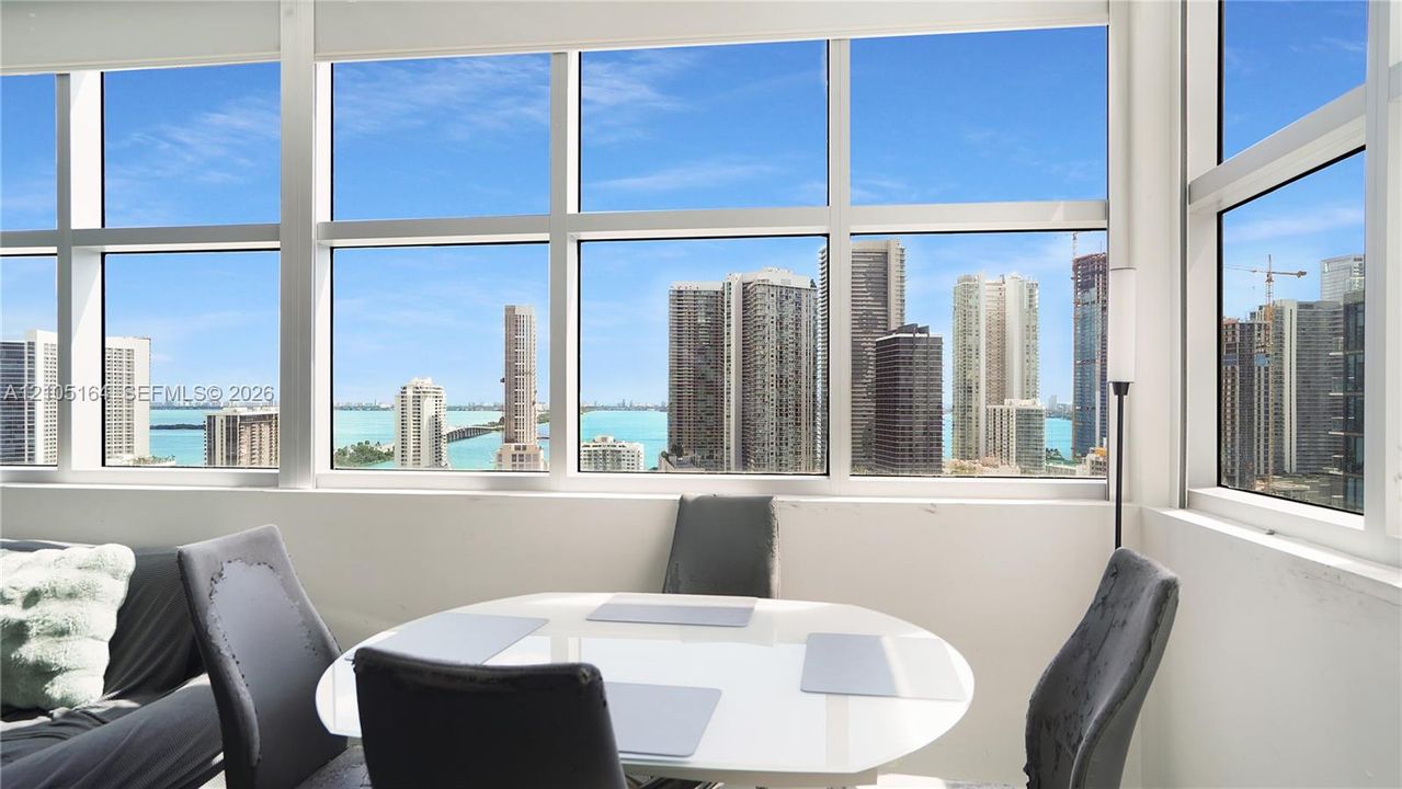 En Venta: $750,000 (2 camas, 2 baños, 1263 Pies cuadrados)