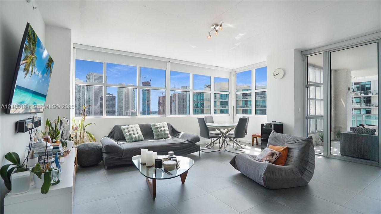 En Venta: $750,000 (2 camas, 2 baños, 1263 Pies cuadrados)