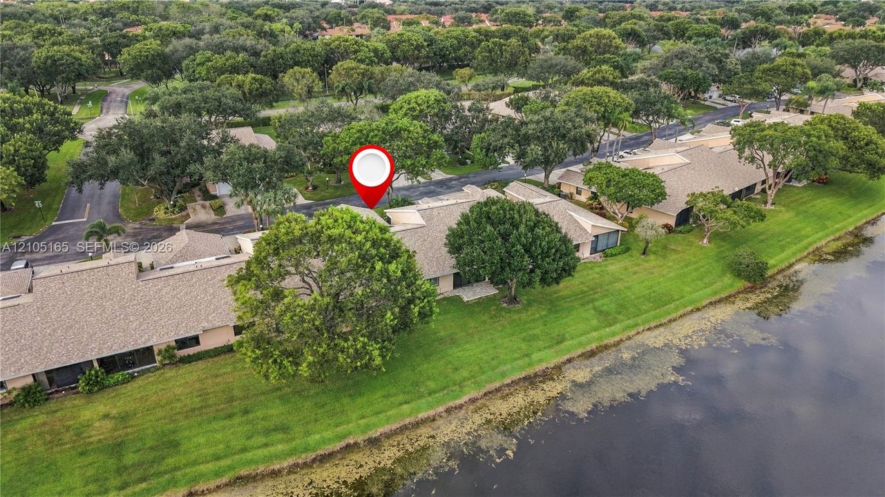 For Sale: $445,000 (2 beds, 2 baths, 1382 Square Feet)