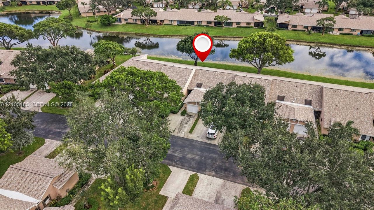 For Sale: $445,000 (2 beds, 2 baths, 1382 Square Feet)
