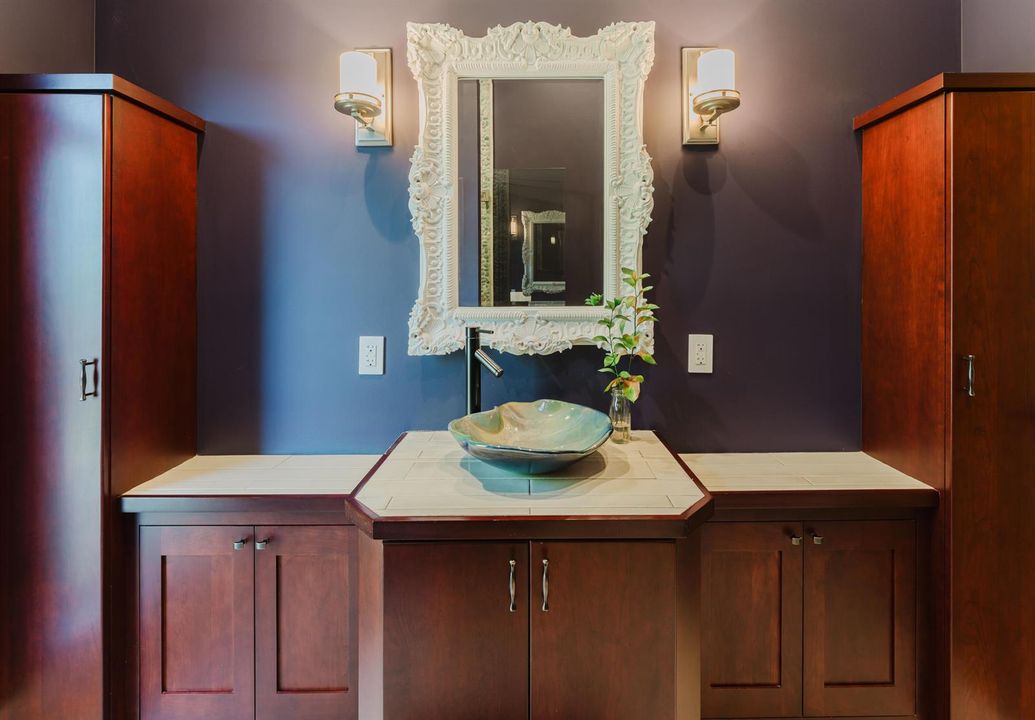Guest Bath 1