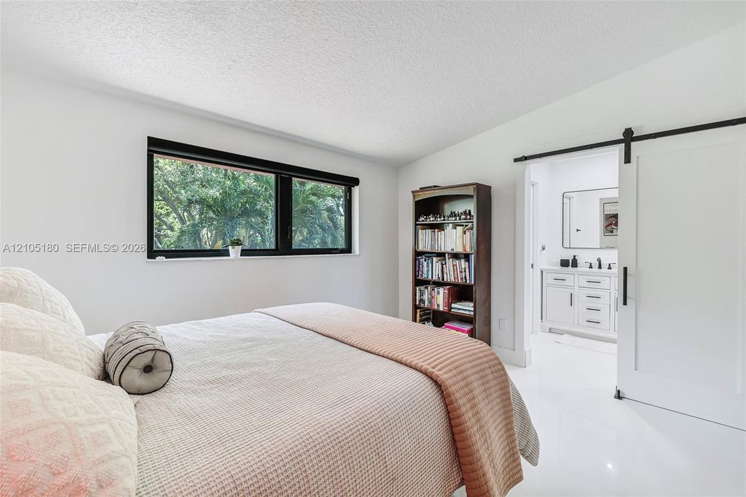 En Venta: $639,000 (2 camas, 2 baños, 1843 Pies cuadrados)