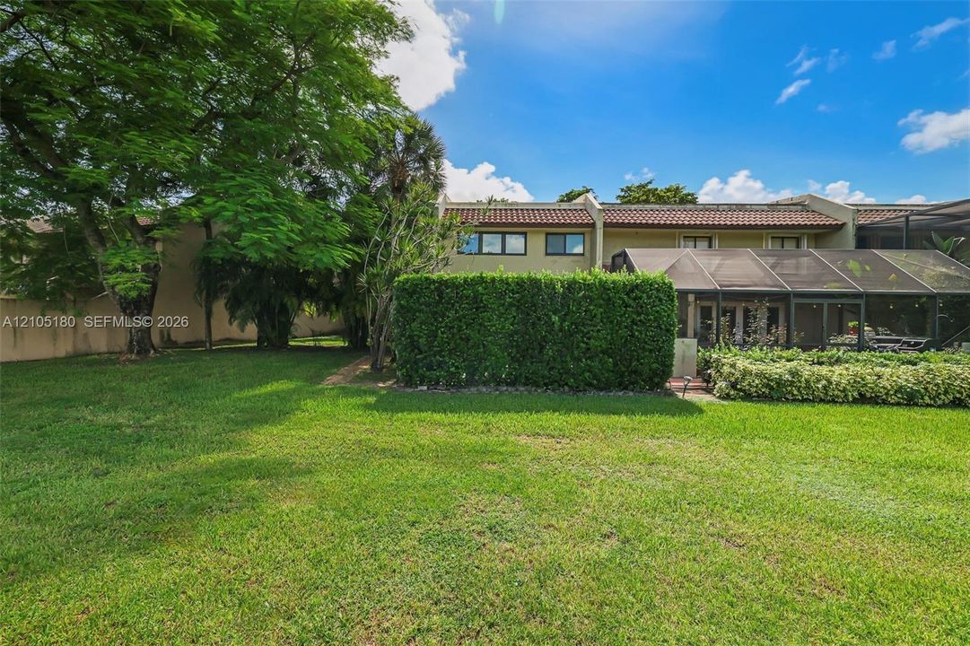En Venta: $639,000 (2 camas, 2 baños, 1843 Pies cuadrados)