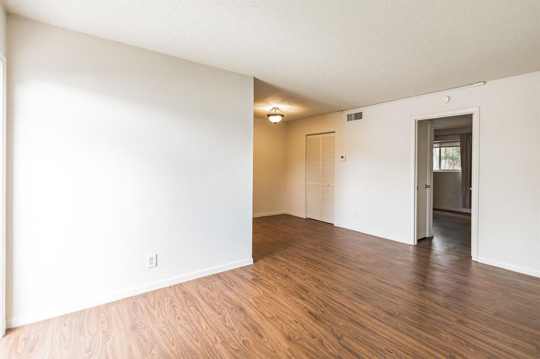 3 room view