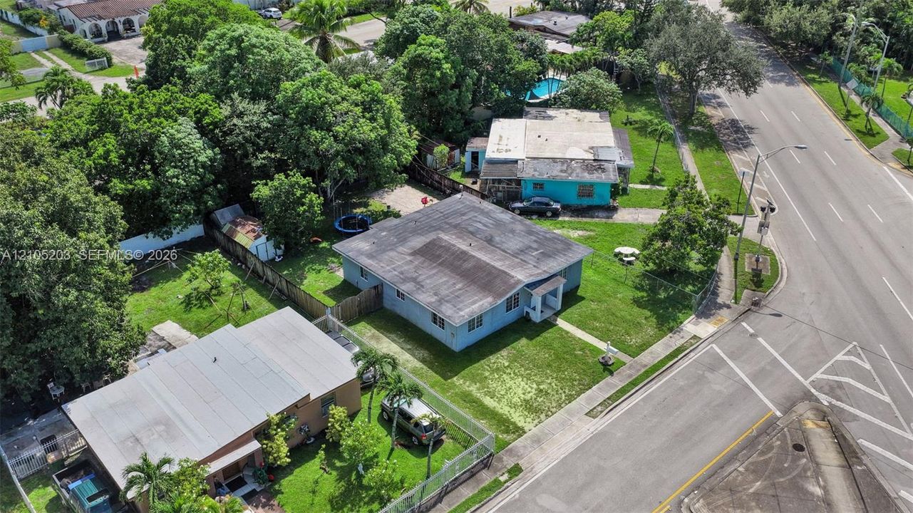 На продажу: $550,000 (3 спален, 2 ванн, 1640 Квадратных фут)