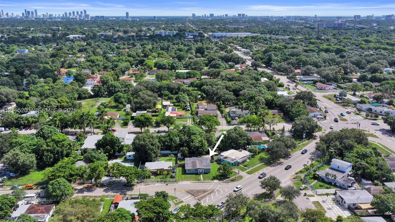 На продажу: $550,000 (3 спален, 2 ванн, 1640 Квадратных фут)