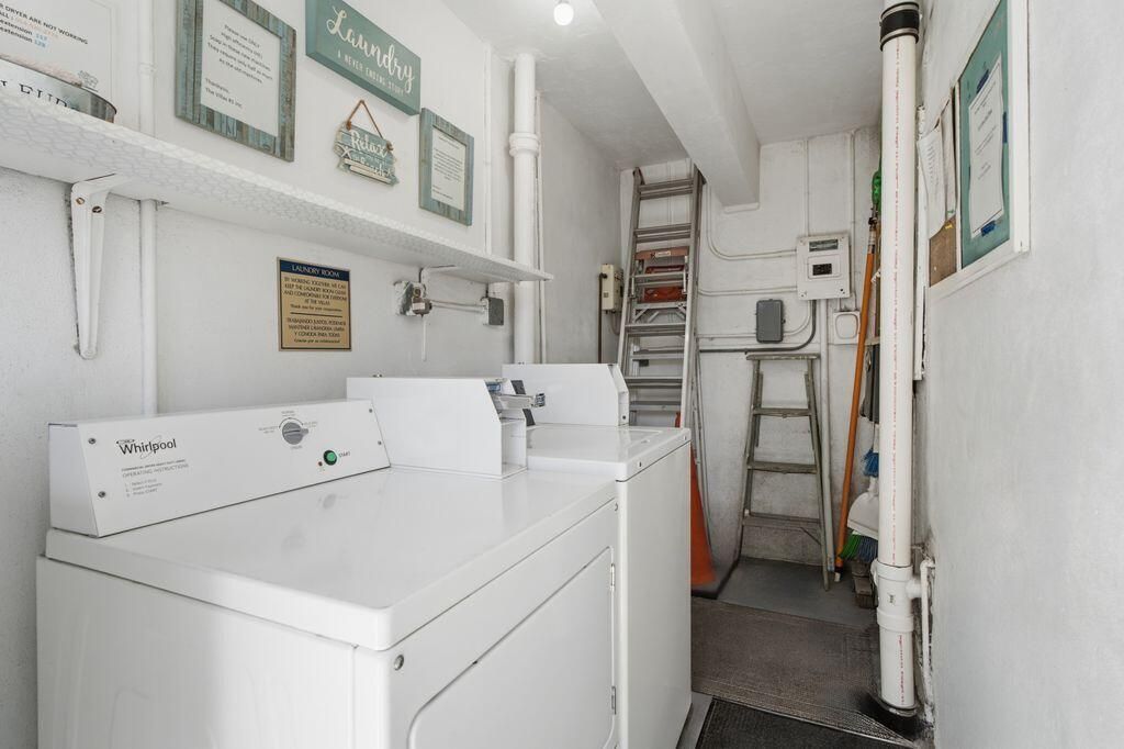 beatriz laundry room