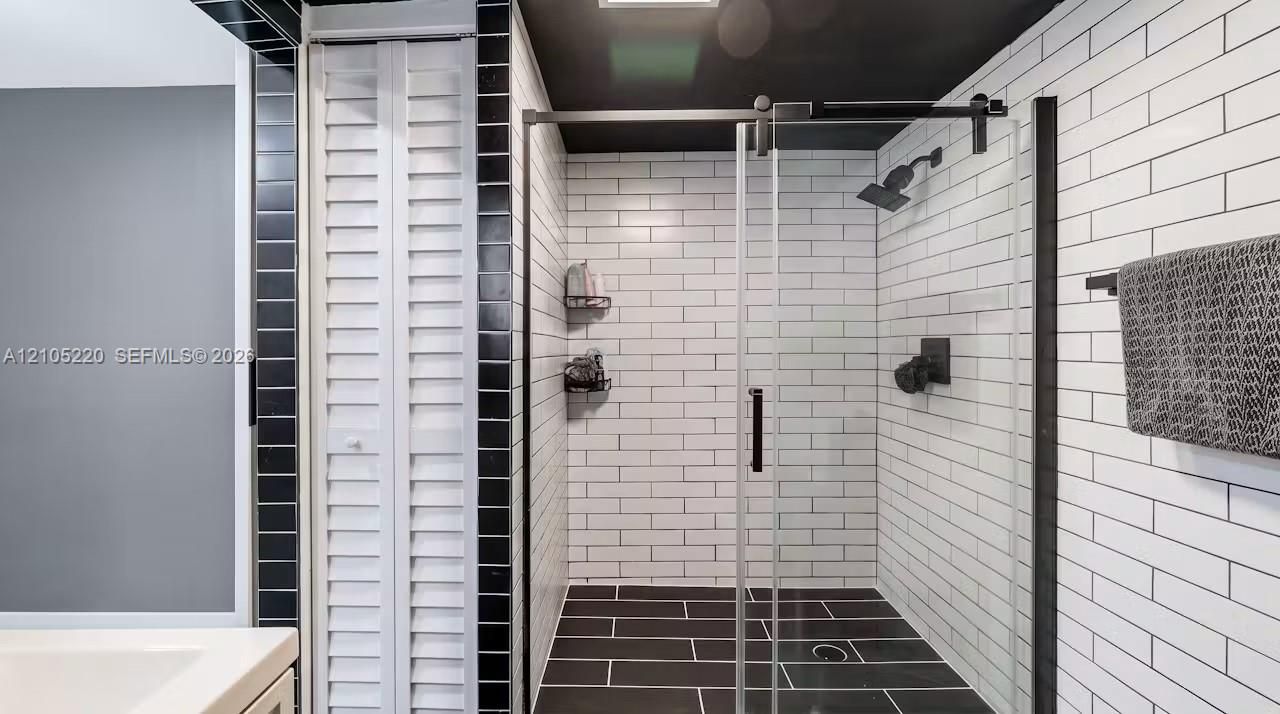En Venta: $565,000 (3 camas, 2 baños, 1280 Pies cuadrados)