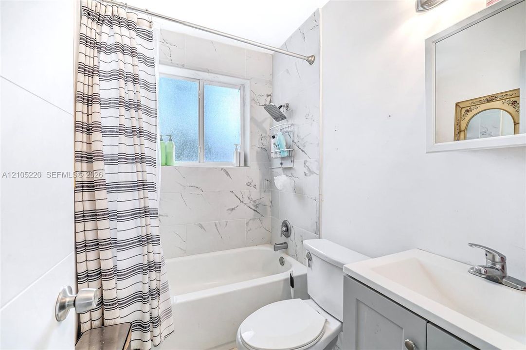 En Venta: $565,000 (3 camas, 2 baños, 1280 Pies cuadrados)