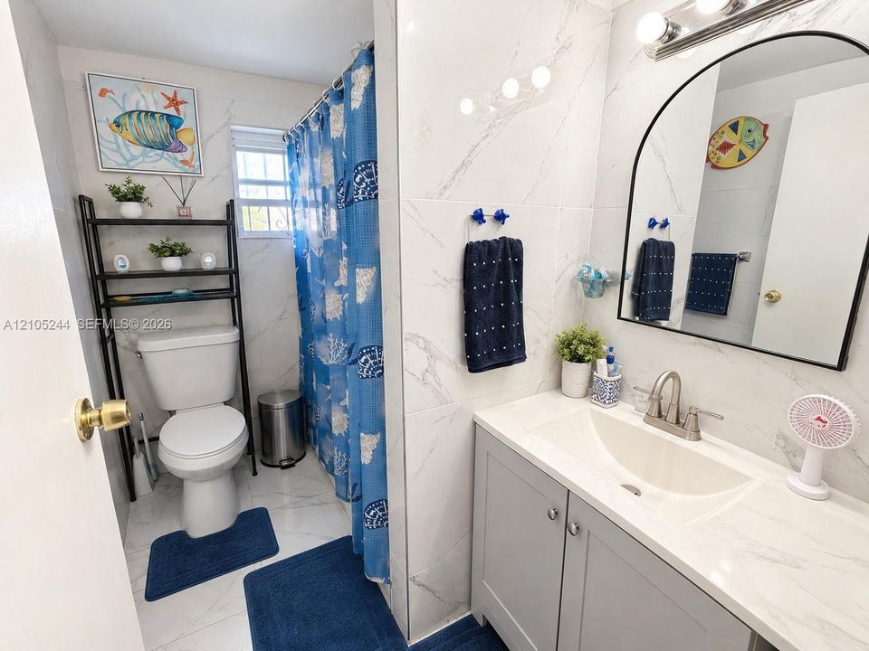 En Venta: $399,900 (2 camas, 2 baños, 551 Pies cuadrados)
