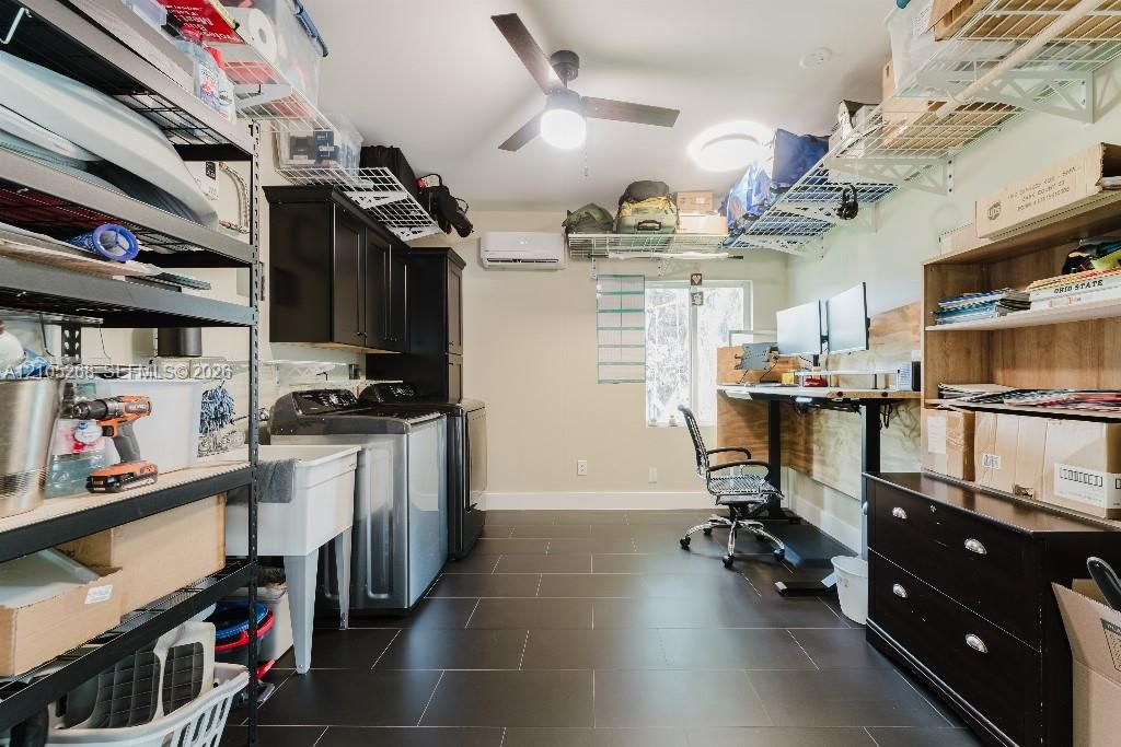 For Sale: $950,000 (3 beds, 2 baths, 1680 Square Feet)