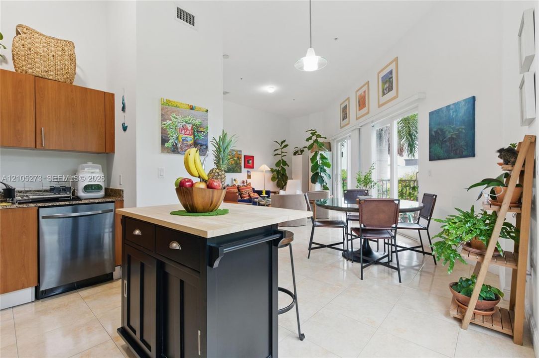 На продажу: $459,000 (1 спален, 2 ванн, 902 Квадратных фут)