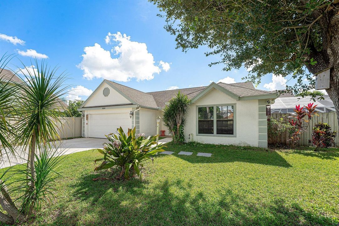 002-1604BayridgePlace-Wellington-FL-3341