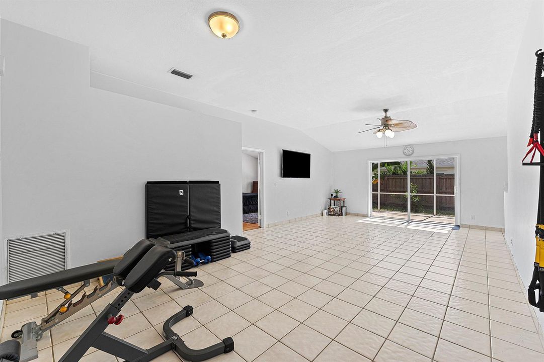 008-1604BayridgePlace-Wellington-FL-3341