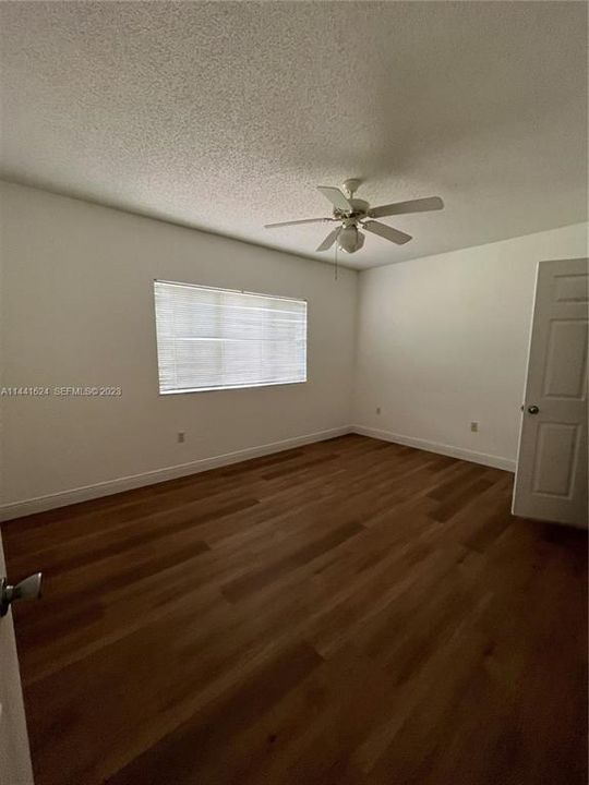 2492 ROOM 107